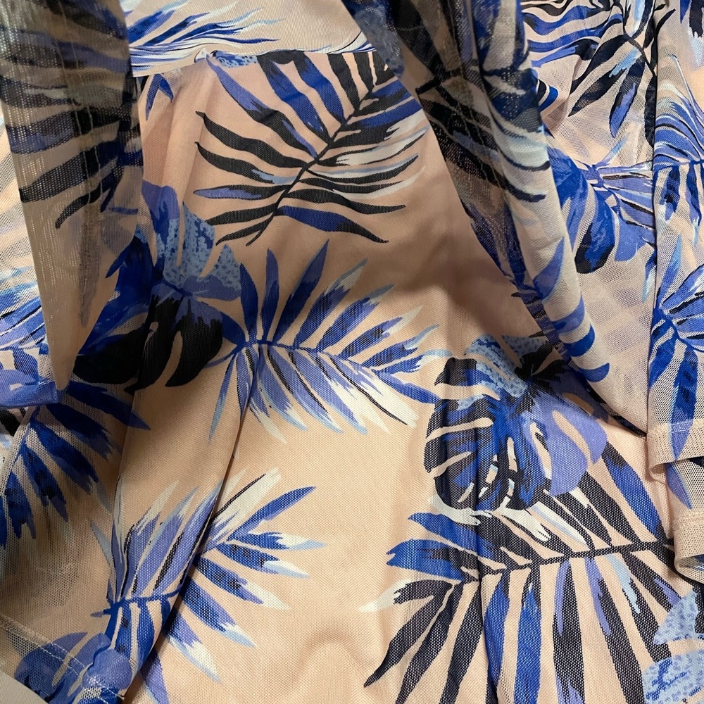 Penningtons Double Layer Tank - Picture 2 of 7